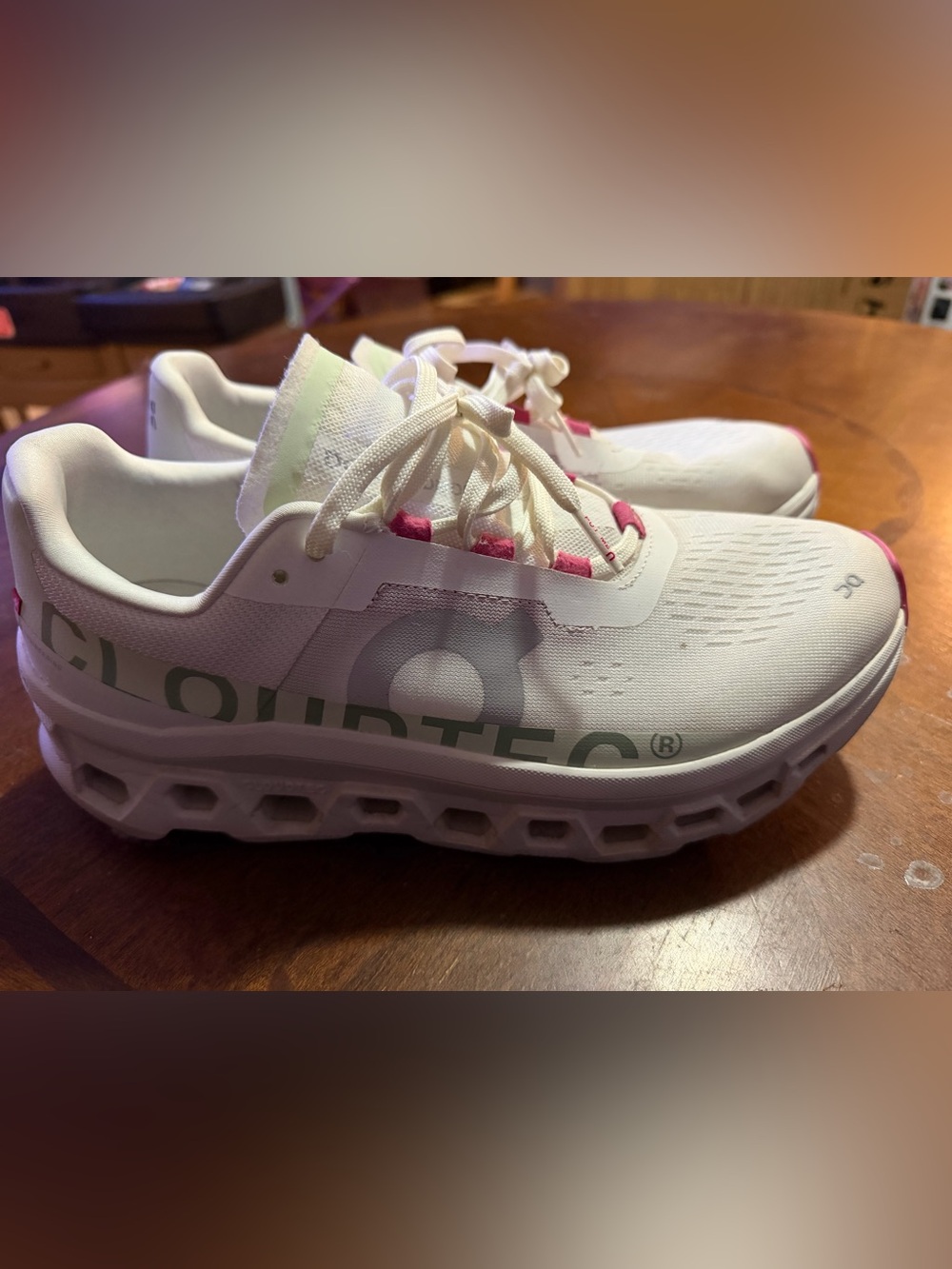 On cloud cloud monster women size 11 white, pink, lime